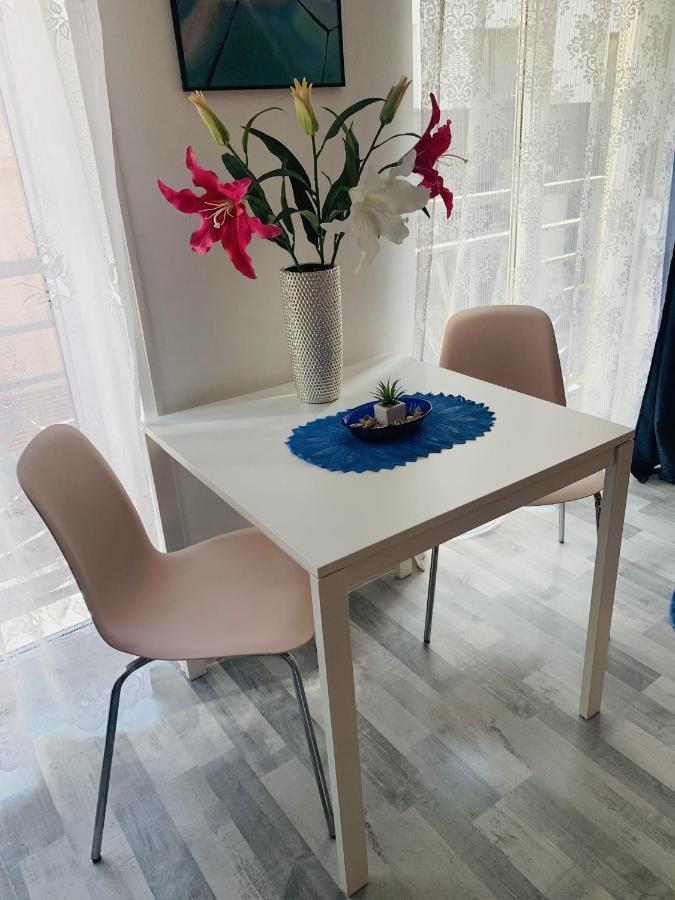 Onyx Apartment With Free Private Garage + Ac Budapeszt Zewnętrze zdjęcie