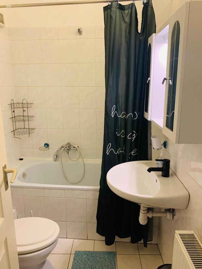 Onyx Apartment With Free Private Garage + Ac Budapeszt Zewnętrze zdjęcie